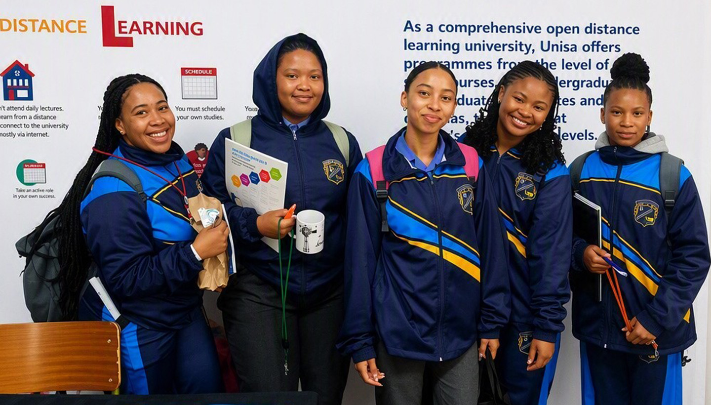 Karoo School Learner article- myunisa banner.jpg